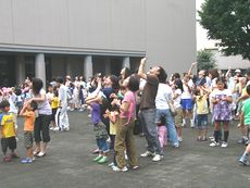 日食の観察会に八百人／高崎市少年科学館