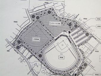 野球場と公園を一体整備