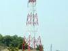 東京電力の高圧線鉄塔／観音山の景観に配慮