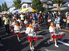 しんまち商工祭・大道芸まつりにぎわう