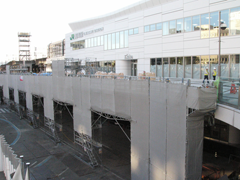 高崎駅東口駅舎・駅前ペデデッキが１２月竣工