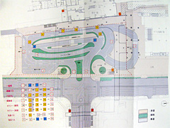 高崎駅東口駅前広場の再編レイアウト示す