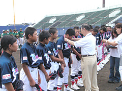 福島・宮城から少年野球招き親善試合
