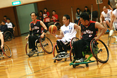 日本選抜車椅子バスケ選手権大会開催