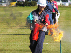 「火事だ」と大きな声で／初期消火競技会